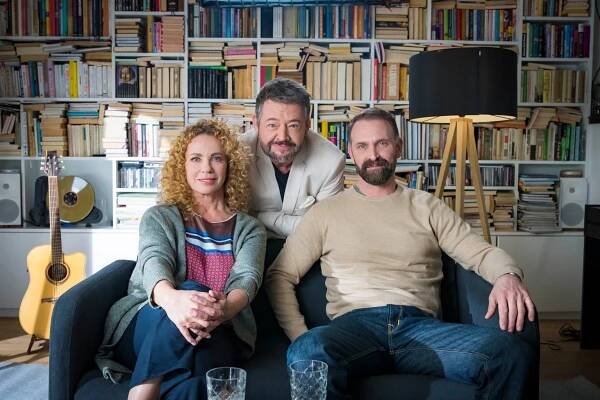 Nemocnicu nahradí nový seriál. Do pondelkového prime timu na JOJke prichádzajú Tomáš a Diana - Bratislavský Večerník