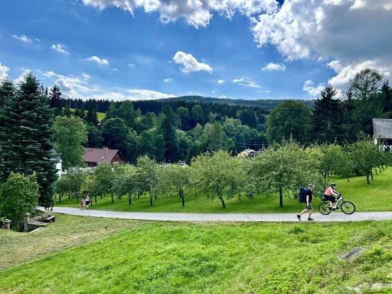 Fotogalerie • Sad Smíření (Zahrada, park) • Mapy.com