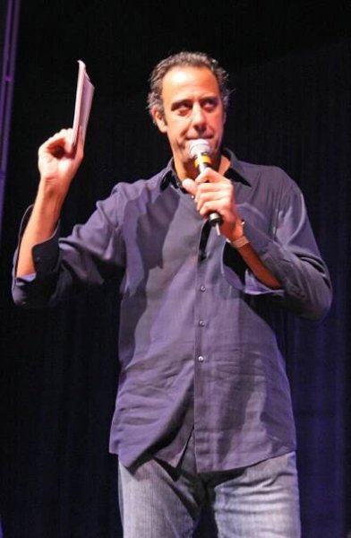 Brad Garrett - Wikipedia