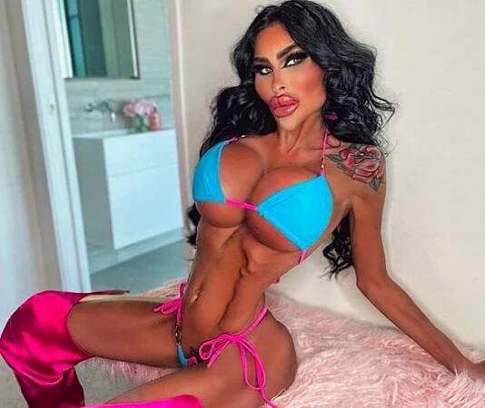Foto k tématu Barbie – stránka 112