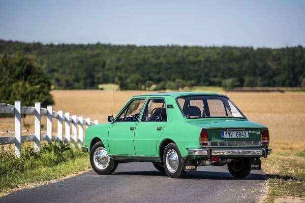 ŠKODA 120 GLS (1978) - auto-mania.cz