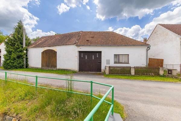 Prodej domu 130 m², pozemek 2.017 m², Radkovice u Budče, Radkovice u Budče, Kraj Vysočina