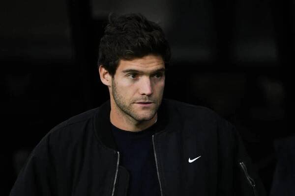 Marcos Alonso joins Celta Vigo after Barcelona exit