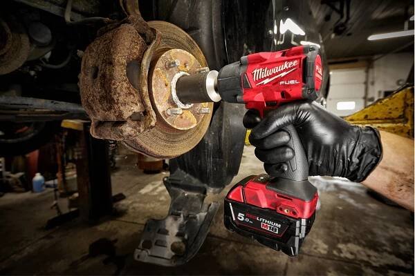 Milwaukee M18 FMTIW2F38 4933479153 bez aku + kufr