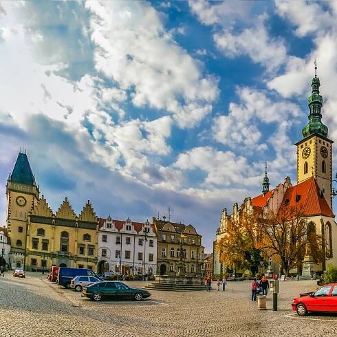 Shuttle bus transfer from Cesky Krumlov to Prague (Airport & Hotel) | Český Krumlov shuttle bus transfer 