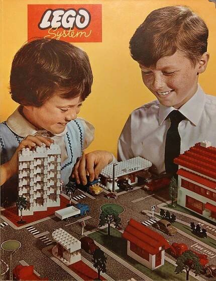 LEGO System | Brickset