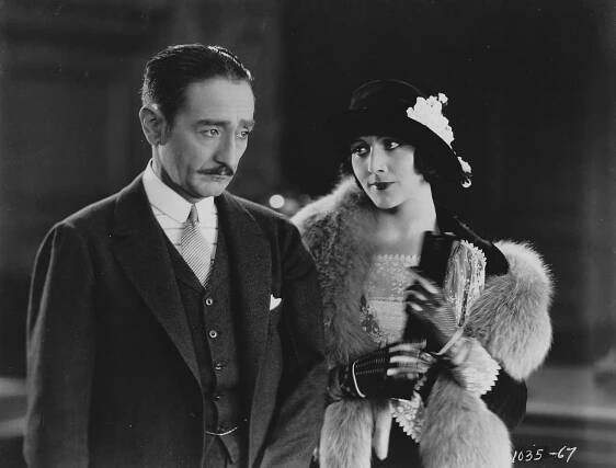 Blonde or Brunette - Z filmu - Adolphe Menjou, Arlette Marchal