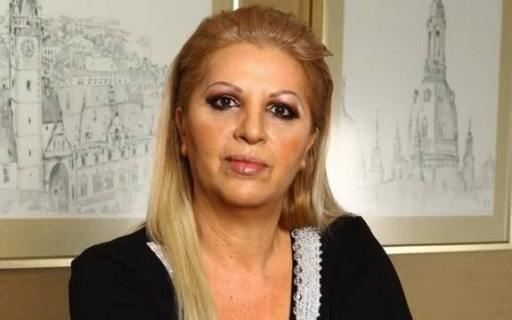 Kdo je šílená Nora Mojsejová - příběh slavné Slovenky