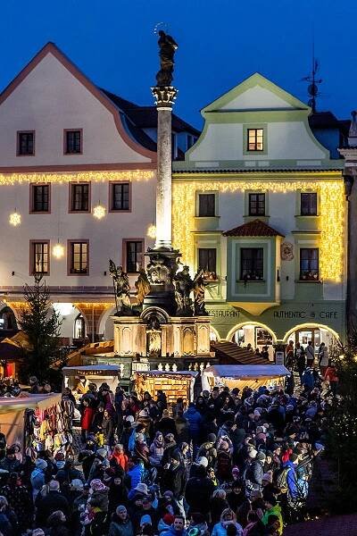 Český Krumlov ruší kvůli covidovým opatřením adventní program na náměstí