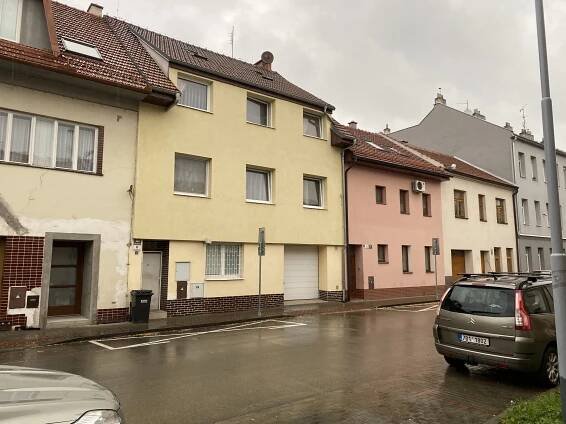 Pronájem pokoje na ulici Tomáškova, Brno - Zábrdovice, 7 900 Kč/měs