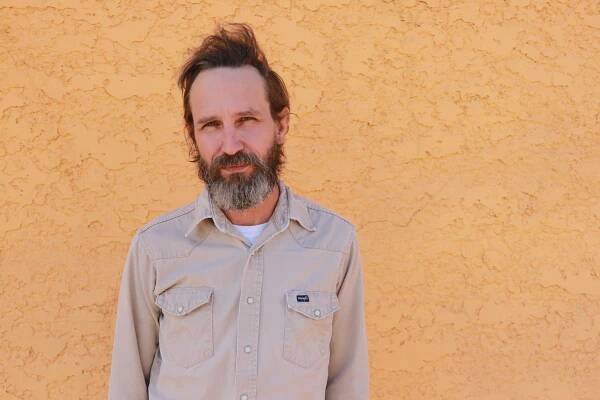 Bio + Photos – Will Johnson