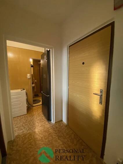 Pronájem bytu 1+1 47 m², Lonkova, Pardubice - Polabiny