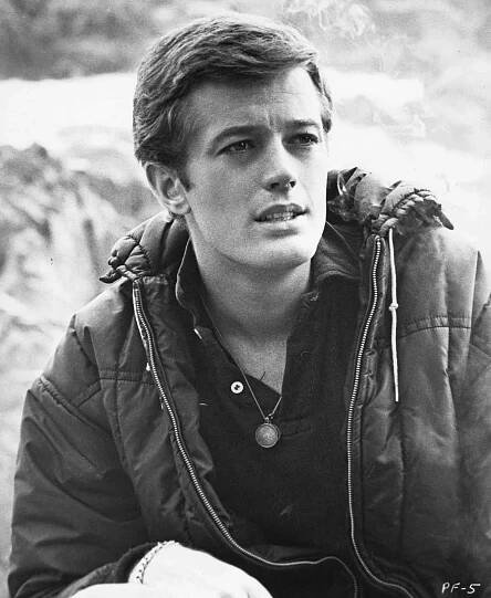 'Easy Rider' star Peter Fonda dies at 79