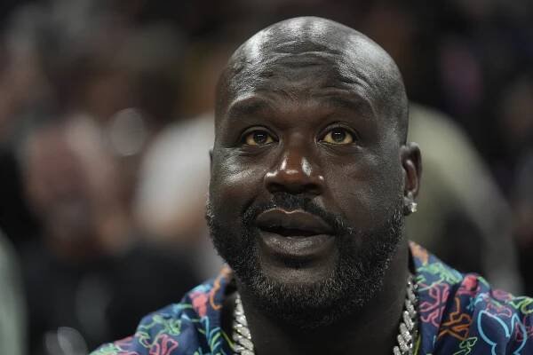 Fans notice Shaquille O'Neal's yellow eyes, raising concerns about his health