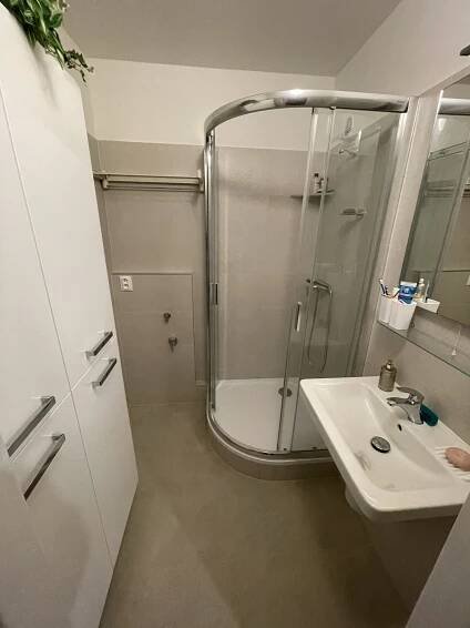 Rekonstrukce bytového jádra bytu 3+1 | Skála - koupelny na klíč