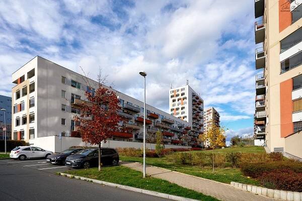 Pronájem Byt 3+kk, Hornoměcholupská, Praha 10 - Horní Měcholupy