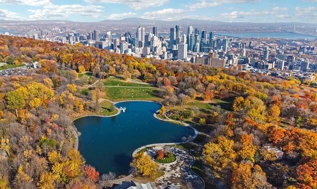 Montreal Canada autumn season coulors of Lac des Castors on Mont-Royal