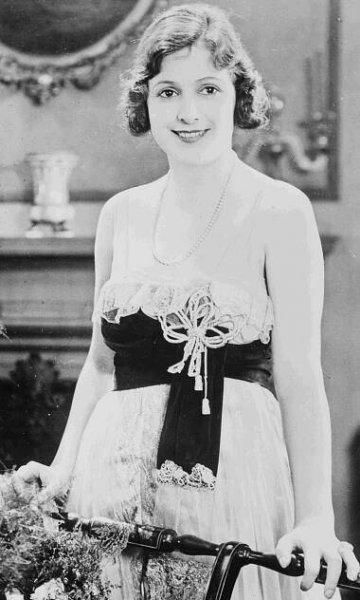 Norma Talmadge - Wikimedia Commons