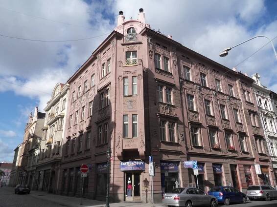 Soubor:Sedlackova 21 Plzen.jpg