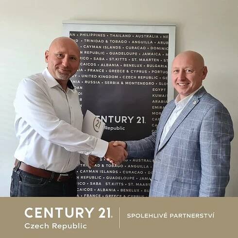 CENTURY 21 Real Servis foto 5