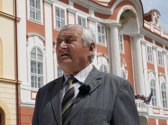 Autor Čáslavské polky Jaroslav Hájek převzal ocenění