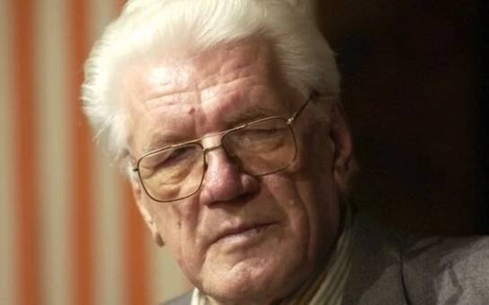 Trpké rozčarování kovaného komunisty. Kvůli čemu Jaroslav Moučka nepromluvil léta s bratrem ani slovo a proč už se nemohl dočkat smrti? Tajnosti slavných