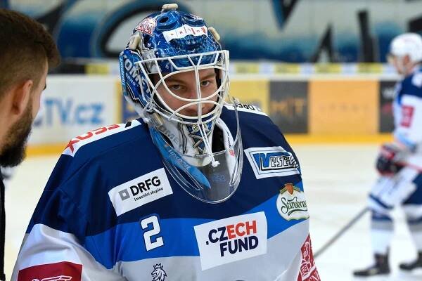 Na juniorském šampionátu zářil. Nyní ční před Dostálem extraligový debut