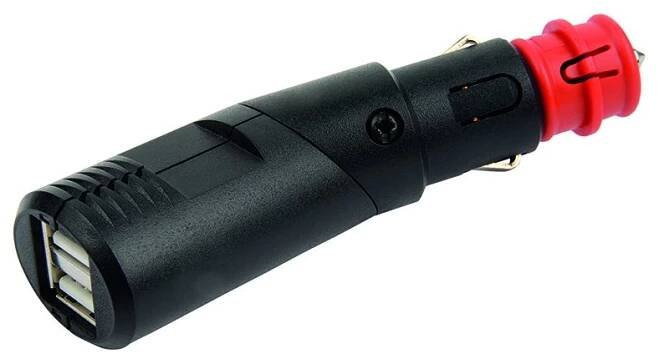 Adaptér standardní zástrčky na USB