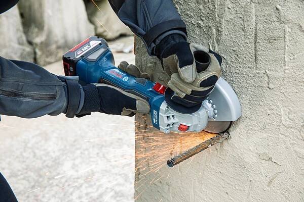 BOSCH Professional GWS 180-Li