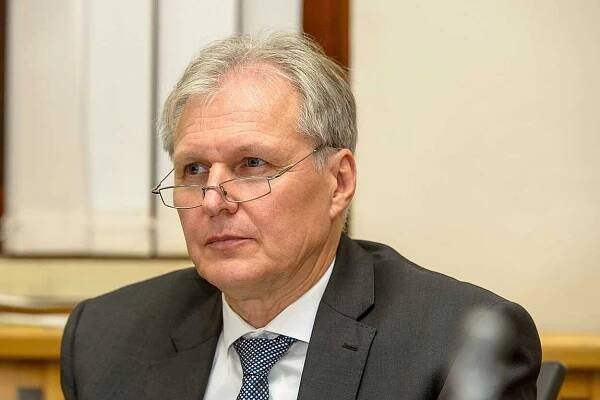 Chomutovský primátor má nového náměstka, stíhaného Dindu nahradil radní Petrilák