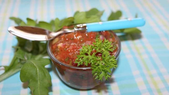 Rajčatová salsa ke grilování