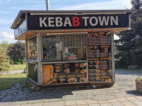 Dobrota do ruky: dürüm kebab s telecím masem pro 1 i 2 osoby