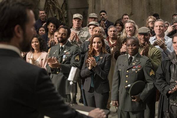 Falling Skies - Reborn - Z filmu - Catalina Sandino Moreno, Mpho Koaho