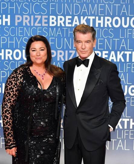 Keely Shaye Smith  a  Pierce Brosnan v roku 2018.