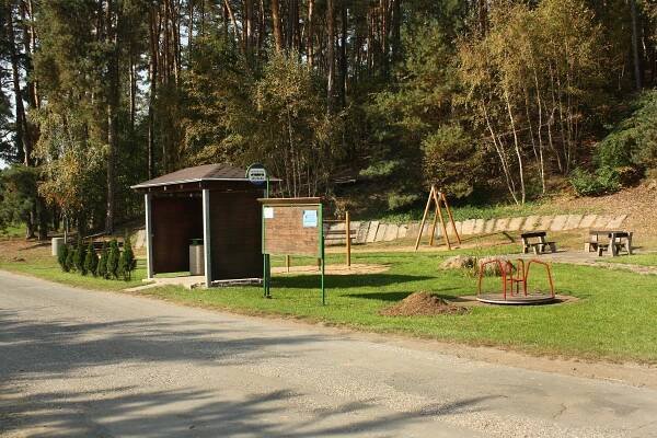 Soubor:Branžež, Nová Ves, playground.jpg