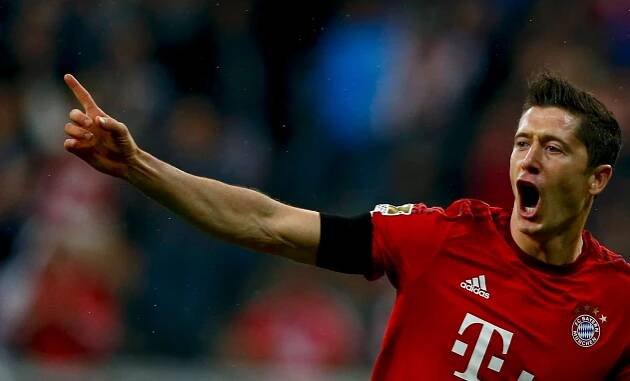 Neuvěřitelná kanonáda: Lewandowski dal pět gólů za devět minut