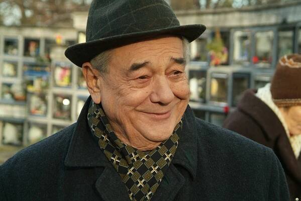 Náves - Hráč - Z filmu - Josef Vinklář