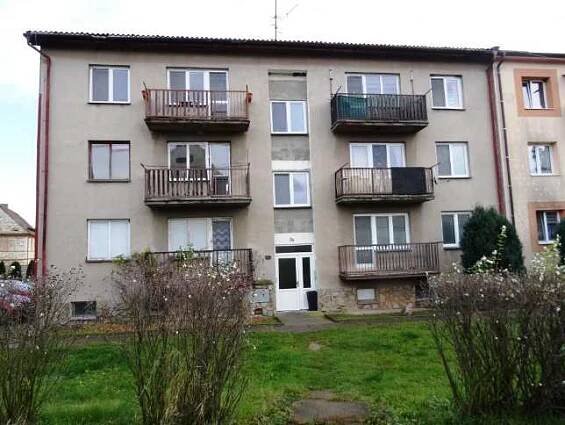 Byt 3+1 s balkonem a sklepem 64,35 m2 v obci Libořice, okres Louny