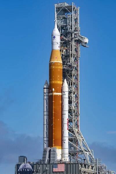 Artemis I first Space Launch System (SLS) launch photos 