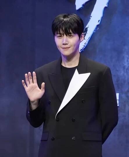 Kim Seon-ho - Wikipedia