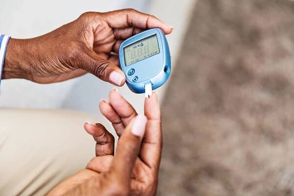 What Causes Low Blood Sugar—And What Should You Do?