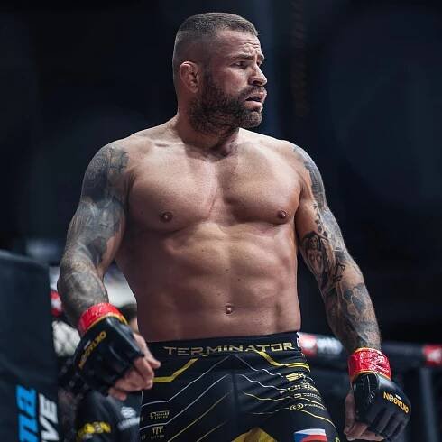 Karlos Vémola fotka