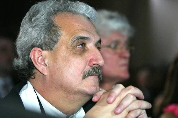 Byli jsme sloni v porcelánu, vzpomíná prezident na přítele Pavla Dostála