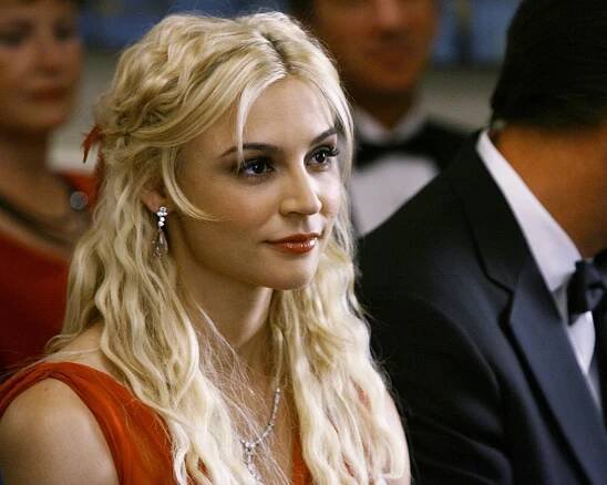 Dirty Sexy Money - The Wedding - Z filmu - Samaire Armstrong