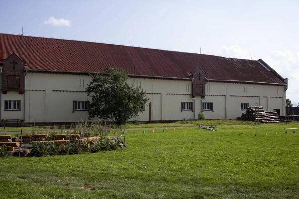 Pronájem areálu | Jarošův statek
