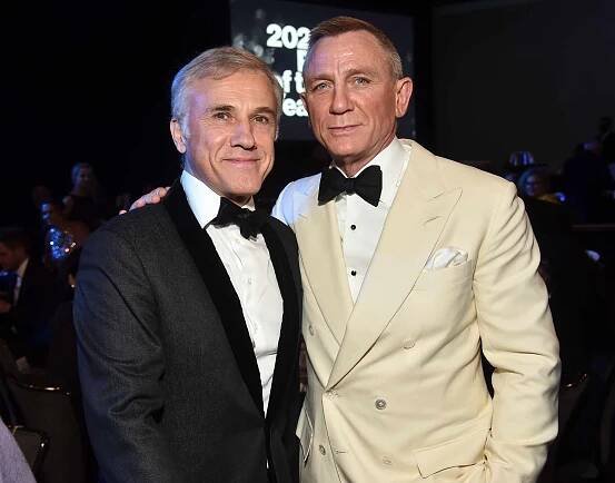 Daniel Craig