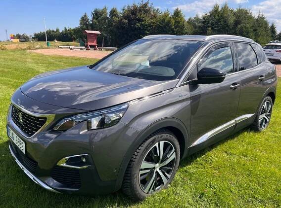 PEUGEOT 3008 1,6 PLUG-IN Hybrid 4x4 300 PS  MAX výbava