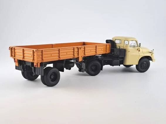 Tatra T138 NT 4x4 s návěsem ODAZ-885 + ZIL-130V1 1:43 Auto Historia