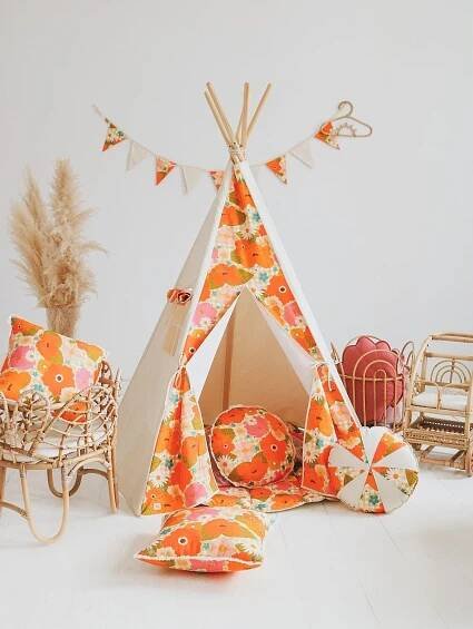 Dětský stan teepee Picnic with Flowers – Moi Mili