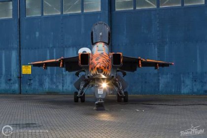 Photo Shoot: RAF Cosford – Jaguars night shoot | James Goggin Aviation Photography